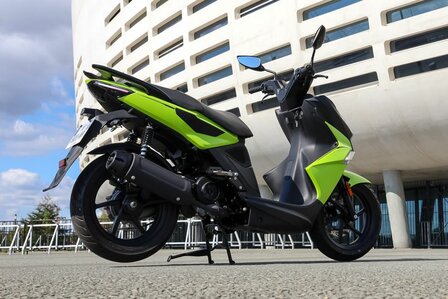 Kymco Super 8 R Mat Zwart