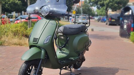 Capri V4s Matrix Fully Loaded - Dark Army Green matgroen