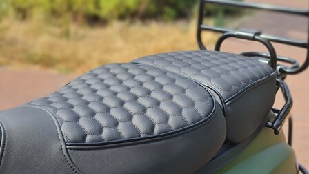 Capri V4s Matrix Fully Loaded - Dark Army Green matgroen