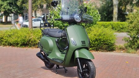 Capri V4s Matrix Fully Loaded - Dark Army Green matgroen