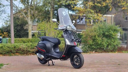 Vespa Sprint Luxury pakket - E5 IGET Custom