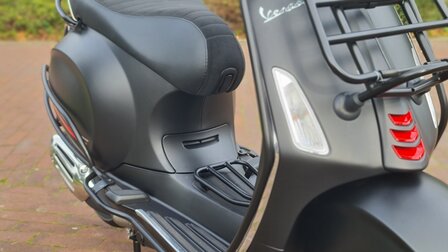 Vespa Sprint Luxury pakket - E5 IGET Custom