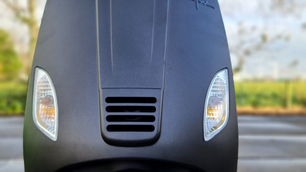 Capri Classic E5 mat zwart EFI - Extra Pakket