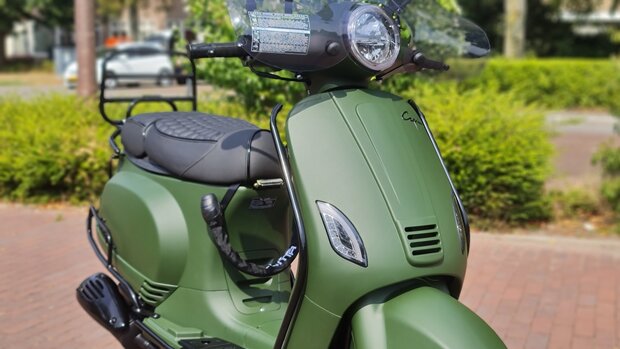 Capri V4s Matrix Fully Loaded - Dark Army Green matgroen