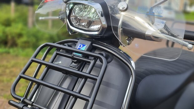 Vespa Sprint Luxury pakket - E5 IGET Custom