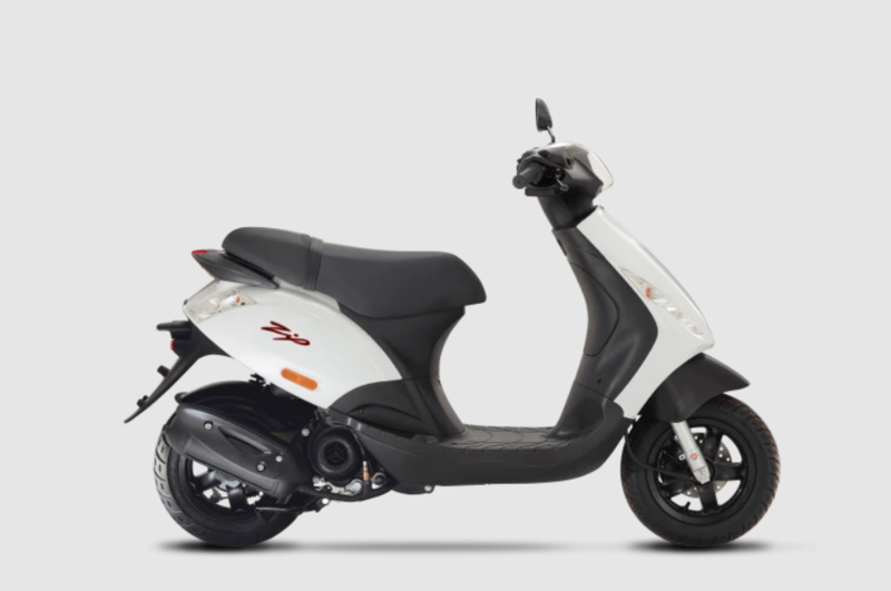 Piaggio Zip E5 wit - Bianco Ottico E5 - Scooter Loods Haarlem